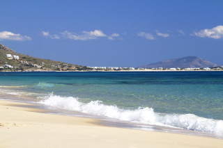naxos-plaka-beach